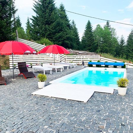 Ozone Minihotel Yablunytsya Exterior photo